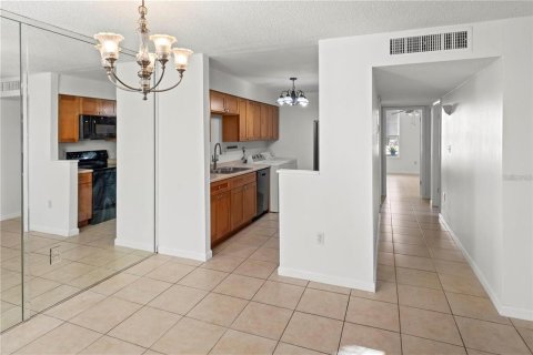 Copropriété à louer à Altamonte Springs, Floride: 2 chambres, 93.09 m2 № 2142252 - photo 6