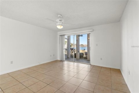 Copropriété à louer à Altamonte Springs, Floride: 2 chambres, 93.09 m2 № 2142252 - photo 4