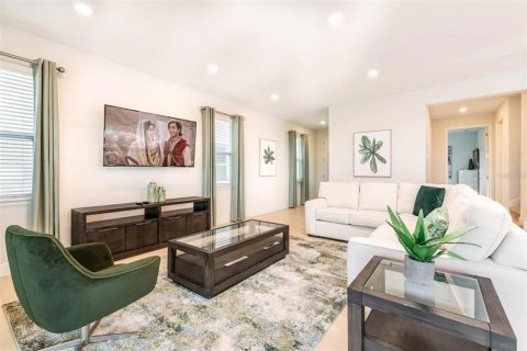Купить виллу или дом в Киссимми, Флорида 8 комнат, 219.53м2, № 1770009 - фото 4