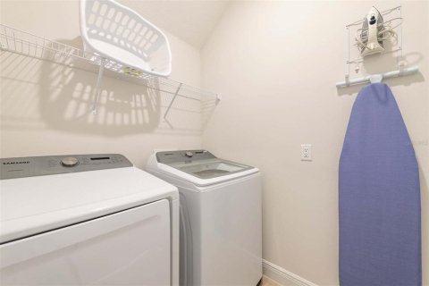 Купить виллу или дом в Киссимми, Флорида 8 комнат, 219.53м2, № 1770009 - фото 23