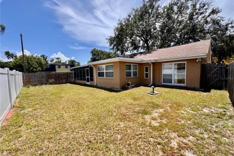 House in New Port Richey, Florida 3 bedrooms, 99.22 sq.m. № 1791503 - photo 26