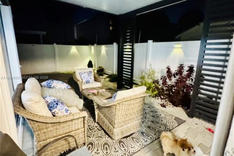 Villa ou maison à louer à Pembroke Pines, Floride: 3 chambres, 121.14 m2 № 2025970 - photo 27