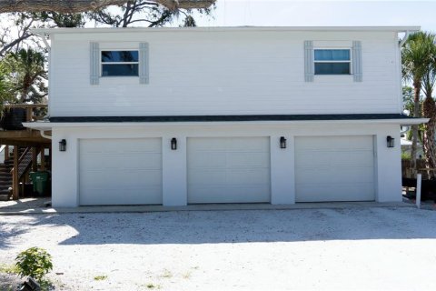 House in Sarasota, Florida 6 bedrooms, 394.83 sq.m. № 2213412 - photo 3