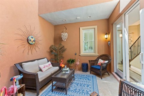 Adosado en venta en Tampa, Florida, 3 dormitorios, 199.93 m2 № 2226278 - foto 16