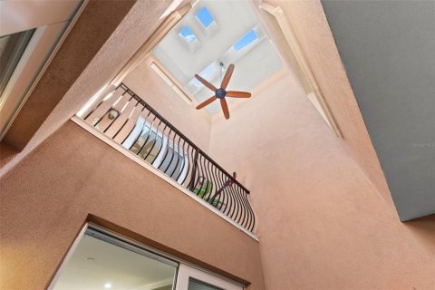Adosado en venta en Tampa, Florida, 3 dormitorios, 199.93 m2 № 2226278 - foto 17
