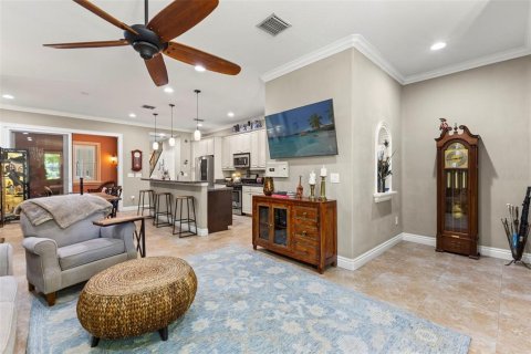 Adosado en venta en Tampa, Florida, 3 dormitorios, 199.93 m2 № 2226278 - foto 3