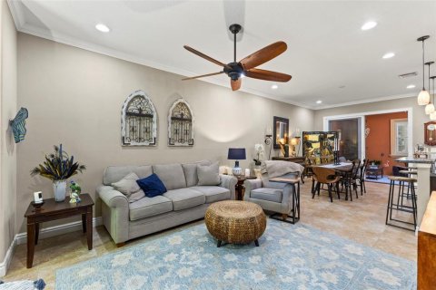 Adosado en venta en Tampa, Florida, 3 dormitorios, 199.93 m2 № 2226278 - foto 7