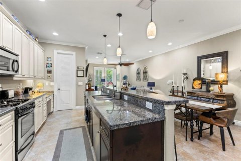 Adosado en venta en Tampa, Florida, 3 dormitorios, 199.93 m2 № 2226278 - foto 10