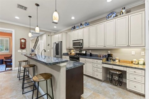 Adosado en venta en Tampa, Florida, 3 dormitorios, 199.93 m2 № 2226278 - foto 12