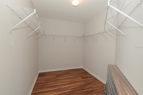 House in Vero Beach, Florida 4 bedrooms, 193.14 sq.m. № 1654762 - photo 28