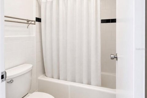 Condo in Davenport, Florida, 1 bedroom  № 2391582 - photo 8