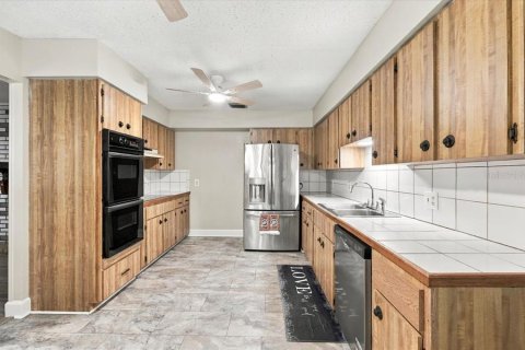 Villa ou maison à vendre à Plant City, Floride: 5 chambres, 263.84 m2 № 2405426 - photo 20