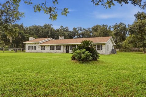 Villa ou maison à vendre à Plant City, Floride: 5 chambres, 263.84 m2 № 2405426 - photo 3