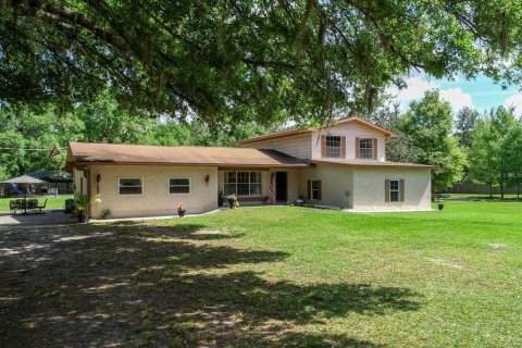 House in Plant City, Florida 5 bedrooms, 287.53 sq.m. № 1580816 - photo 1