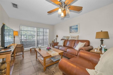 Copropriété à vendre à Dunedin, Floride: 2 chambres, 86.4 m2 № 2233207 - photo 7