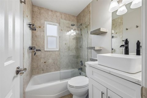 Casa en venta en New Port Richey, Florida, 2 dormitorios, 110.46 m2 № 2151667 - foto 22