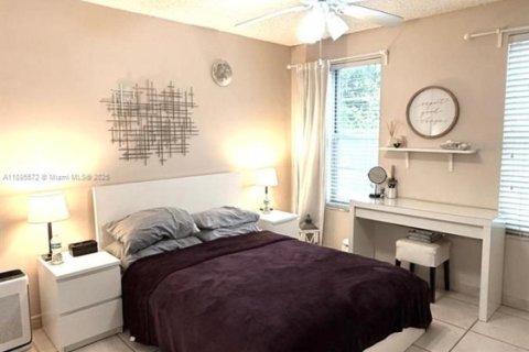 Купить кондоминиум в Майами, Флорида 3 спальни, 117.24м2, № 2054476 - фото 8