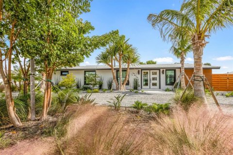 Casa en venta en Holmes Beach, Florida, 3 dormitorios, 237.55 m2 № 2221094 - foto 4