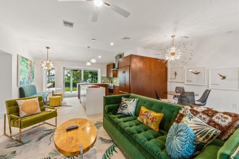 Casa en venta en Holmes Beach, Florida, 3 dormitorios, 237.55 m2 № 2221094 - foto 10