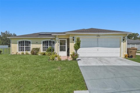 House in Kissimmee, Florida 3 bedrooms, 132.39 sq.m. № 2197820