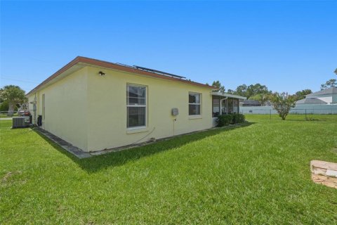 Villa ou maison à vendre à Kissimmee, Floride: 3 chambres, 132.39 m2 № 2197820 - photo 29