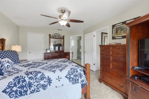 Villa ou maison à vendre à Kissimmee, Floride: 3 chambres, 132.39 m2 № 2197820 - photo 16