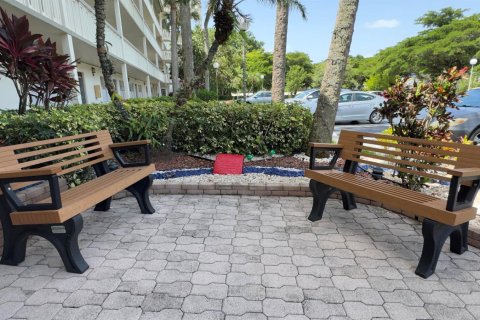 Condominio en venta en Coconut Creek, Florida, 1 dormitorio, 74.14 m2 № 2189360 - foto 28