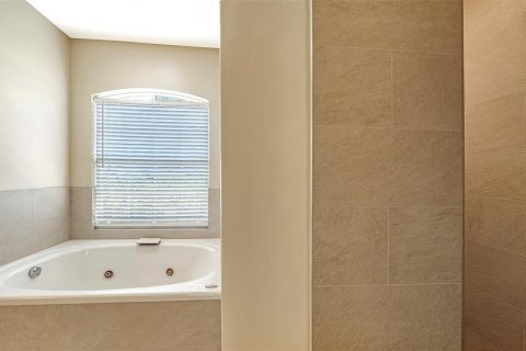 Купить виллу или дом в Нокомис, Флорида 7 комнат, 160.91м2, № 2151607 - фото 23