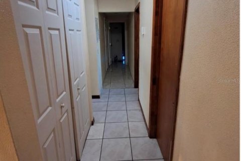 Villa ou maison à vendre à Kissimmee, Floride: 4 chambres, 213.02 m2 № 2395694 - photo 9