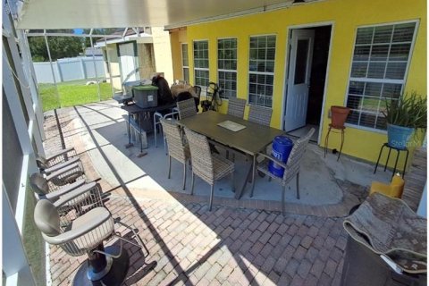 Villa ou maison à vendre à Kissimmee, Floride: 4 chambres, 213.02 m2 № 2395694 - photo 14