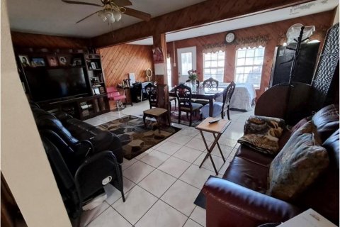 Villa ou maison à vendre à Kissimmee, Floride: 4 chambres, 213.02 m2 № 2395694 - photo 6