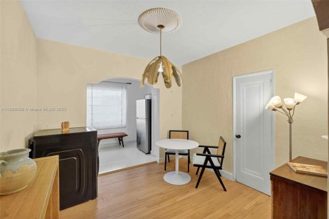 Купить кондоминиум в Майами-Бич, Флорида 1 спальня, 64.66м2, № 1938763 - фото 10