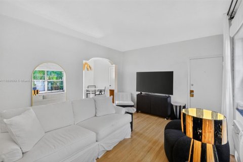 Купить кондоминиум в Майами-Бич, Флорида 1 спальня, 64.66м2, № 1938763 - фото 23