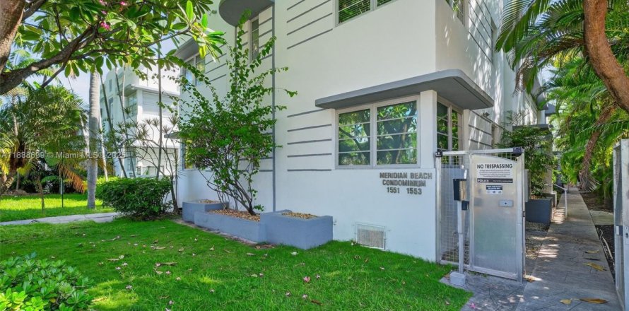 Кондоминиум с 1 спальней в Майами-Бич, Флорида № 1938763