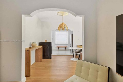 Купить кондоминиум в Майами-Бич, Флорида 1 спальня, 64.66м2, № 1938763 - фото 17