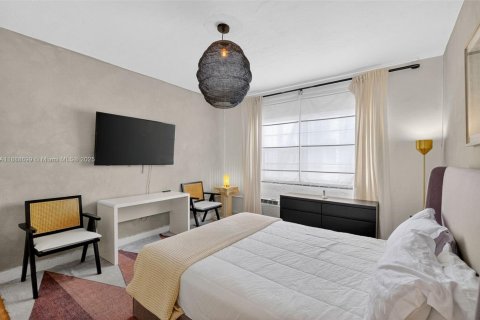 Купить кондоминиум в Майами-Бич, Флорида 1 спальня, 64.66м2, № 1938763 - фото 19