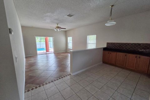 Casa en alquiler en Orlando, Florida, 4 dormitorios, 204.29 m2 № 1917025 - foto 7