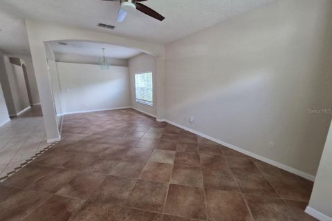 Casa en alquiler en Orlando, Florida, 4 dormitorios, 204.29 m2 № 1917025 - foto 16