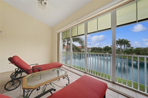 Copropriété à vendre à Punta Gorda, Floride: 3 chambres, 231.79 m2 № 1918940 - photo 2