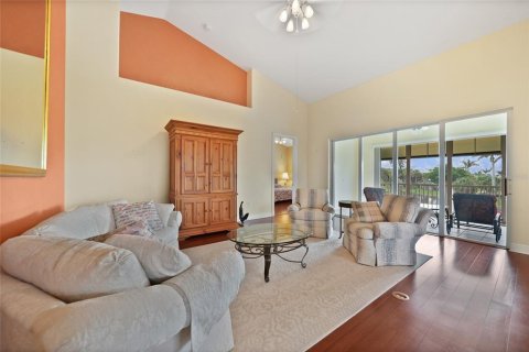 Copropriété à vendre à Punta Gorda, Floride: 3 chambres, 231.79 m2 № 1918940 - photo 6