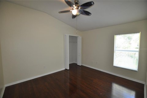 Casa en alquiler en Brandon, Florida, 4 dormitorios, 196.21 m2 № 1913888 - foto 9