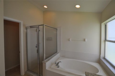 Casa en alquiler en Brandon, Florida, 4 dormitorios, 196.21 m2 № 1913888 - foto 15