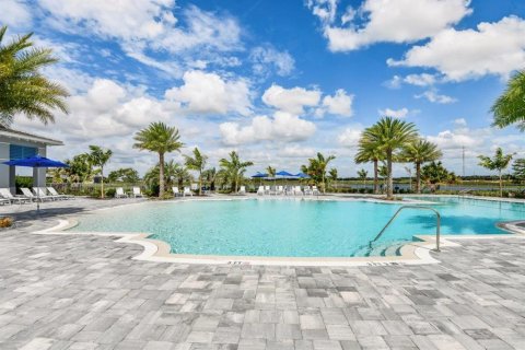 House in Bradenton, Florida 3 bedrooms, 257.06 sq.m. № 1881217 - photo 15