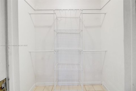 Купить виллу или дом в Плантация, Флорида 3 спальни, 172.05м2, № 1786539 - фото 15