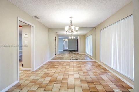 Купить виллу или дом в Плантация, Флорида 3 спальни, 172.05м2, № 1786539 - фото 4