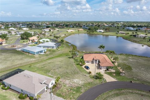 Terreno en venta en Punta Gorda, Florida № 2239821 - foto 4