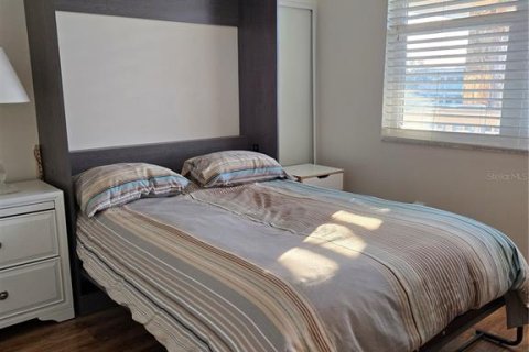 Condominio en venta en Saint Petersburg, Florida, 2 dormitorios, 96.15 m2 № 1520401 - foto 19