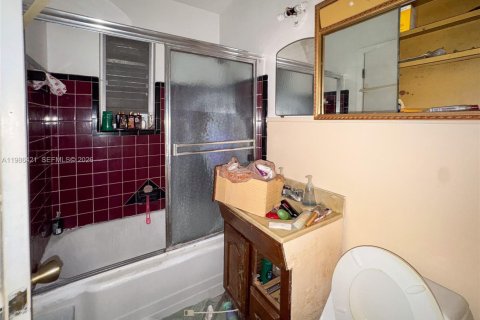 Купить виллу или дом в Майами, Флорида 5 спален, 200.11м2, № 2048342 - фото 4