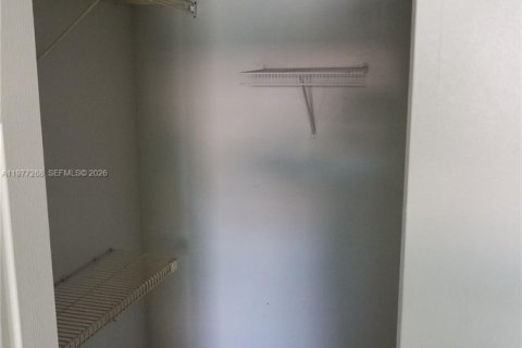 Condo in Coral Springs, Florida, 2 bedrooms № 2041651 - photo 24