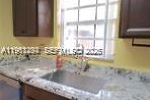 Touwnhouse à louer à Cooper City, Floride: 3 chambres, 138.24 m2 № 2025283 - photo 6